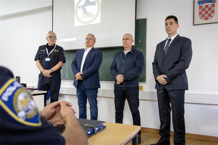 Slika /02_vijesti/2024/svibanj/kontakt/2405 Tečaj KP_01 (Custom).jpg